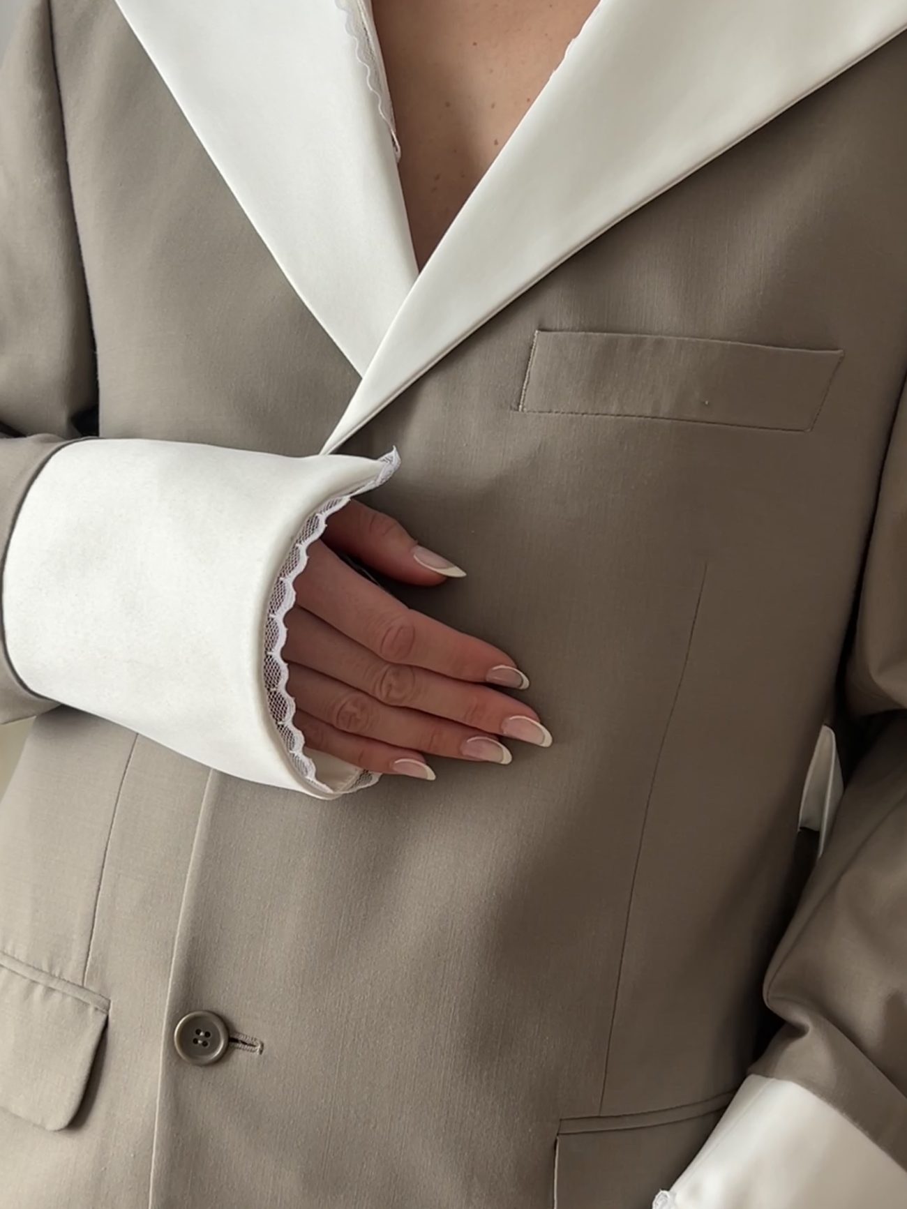 ROMANTIC BLAZER - Image 4