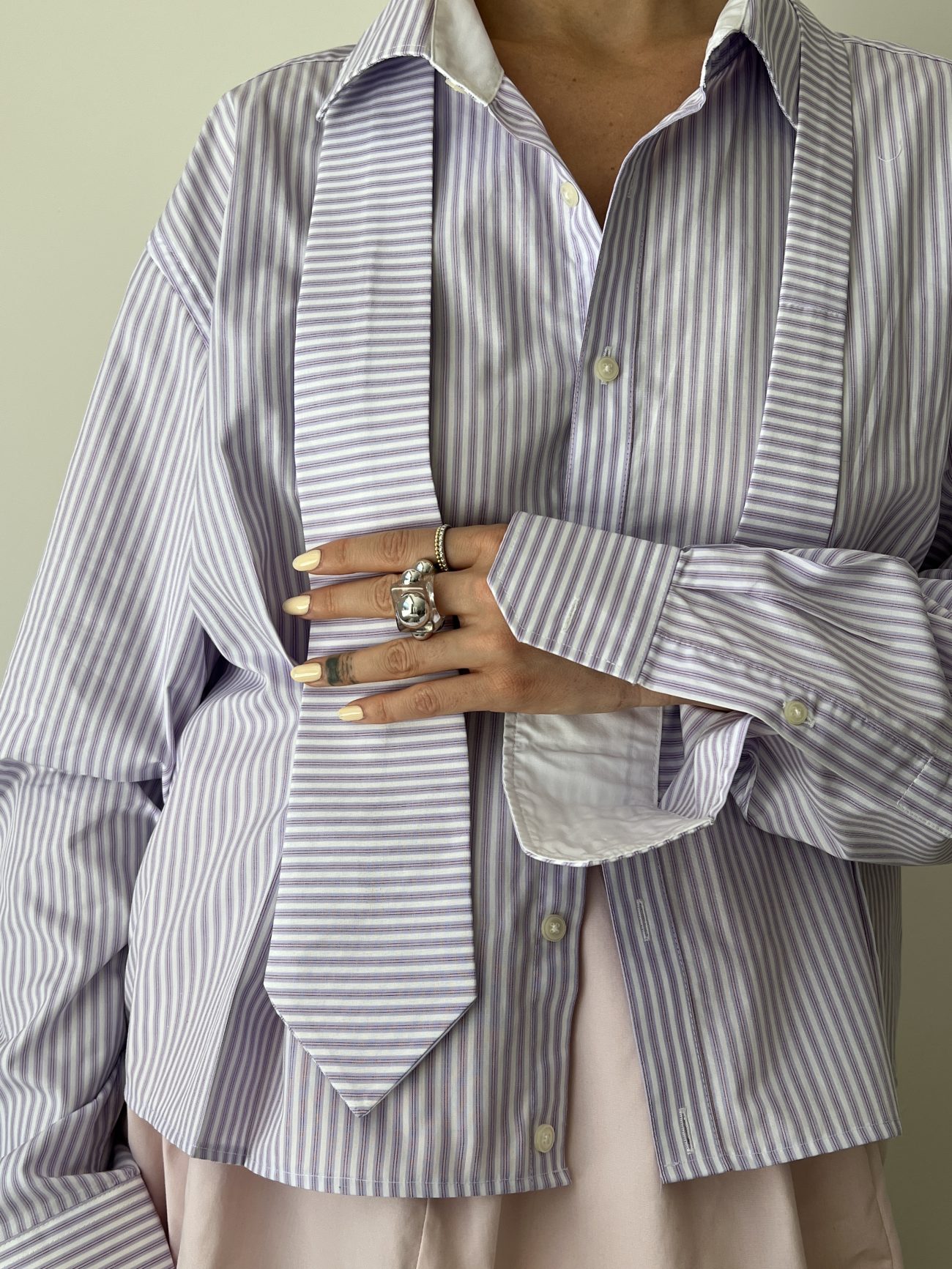 SHIRT + TIE - Image 6