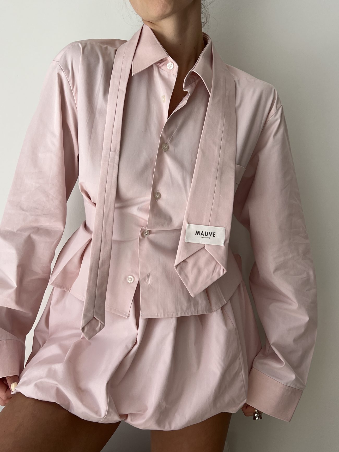 SHIRT + TIE - Image 3