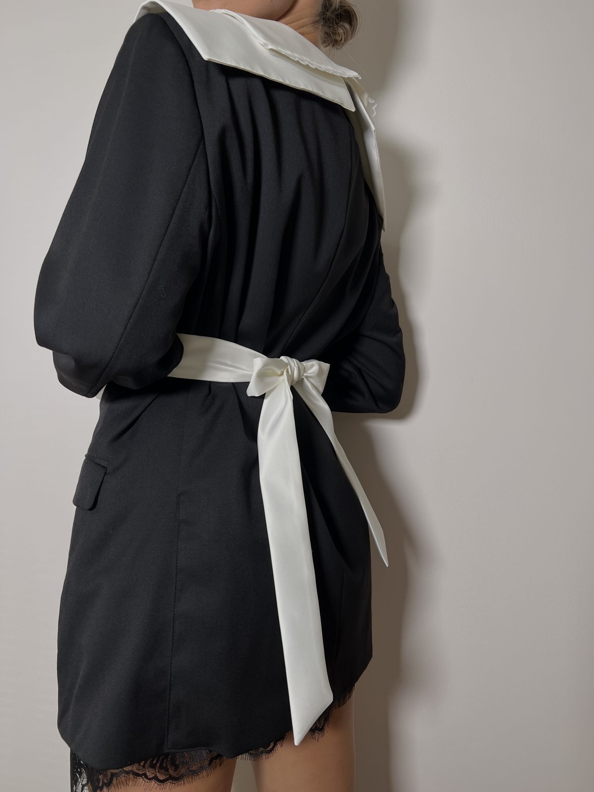 ROMANTIC BLAZER - Image 2