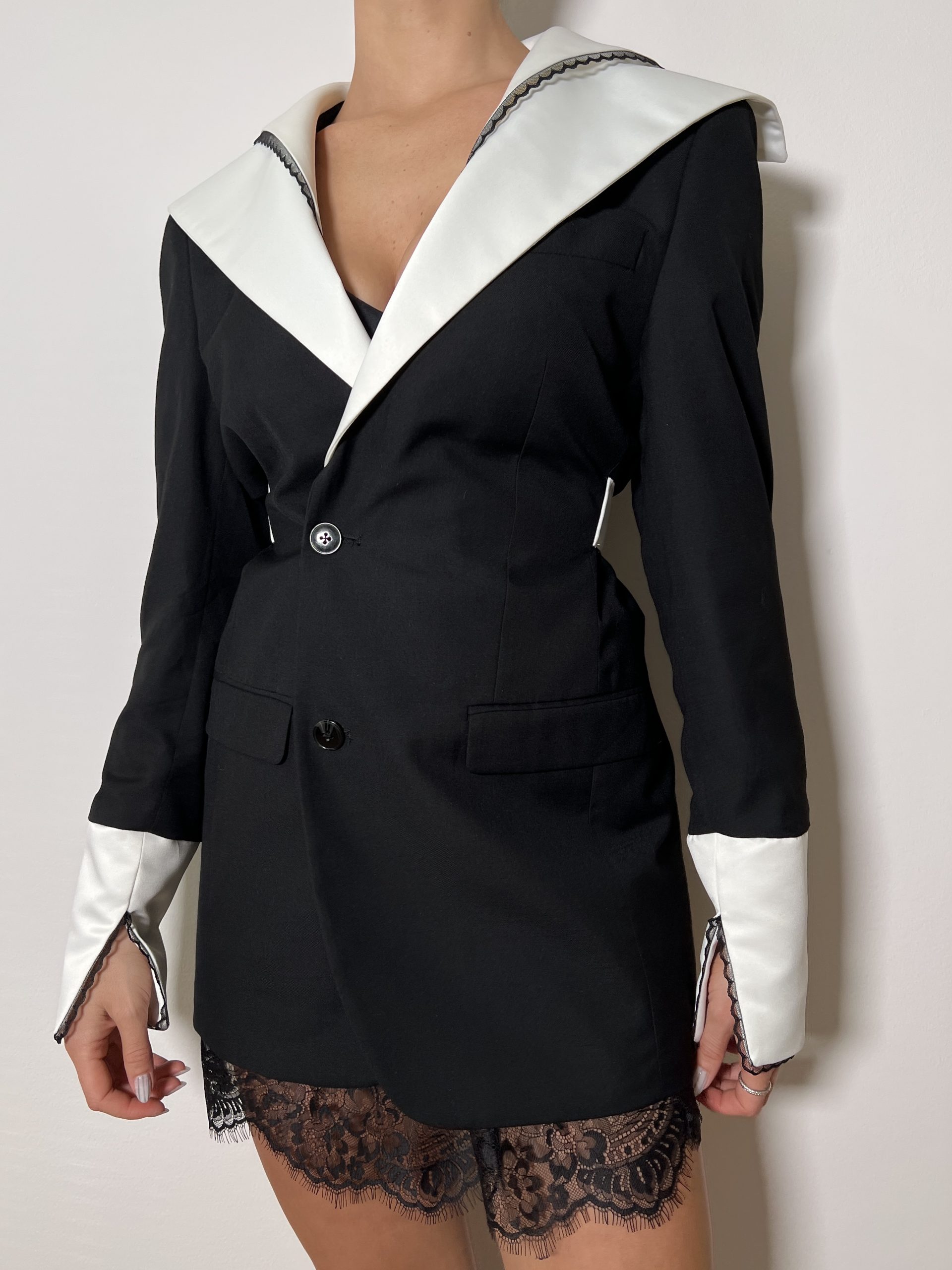 ROMANTIC BLAZER - Image 2