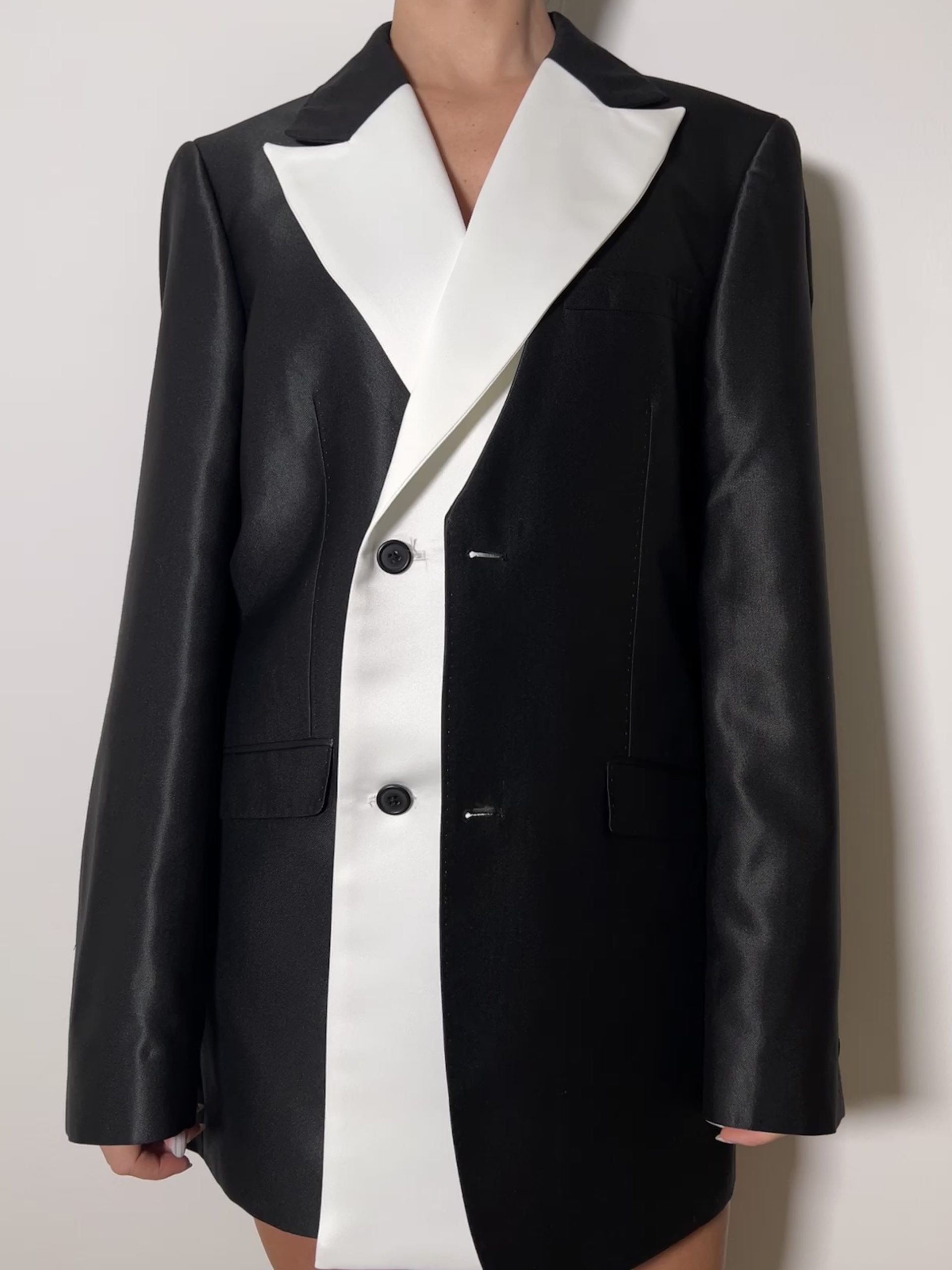 TOXEDO GLOW - Image 6