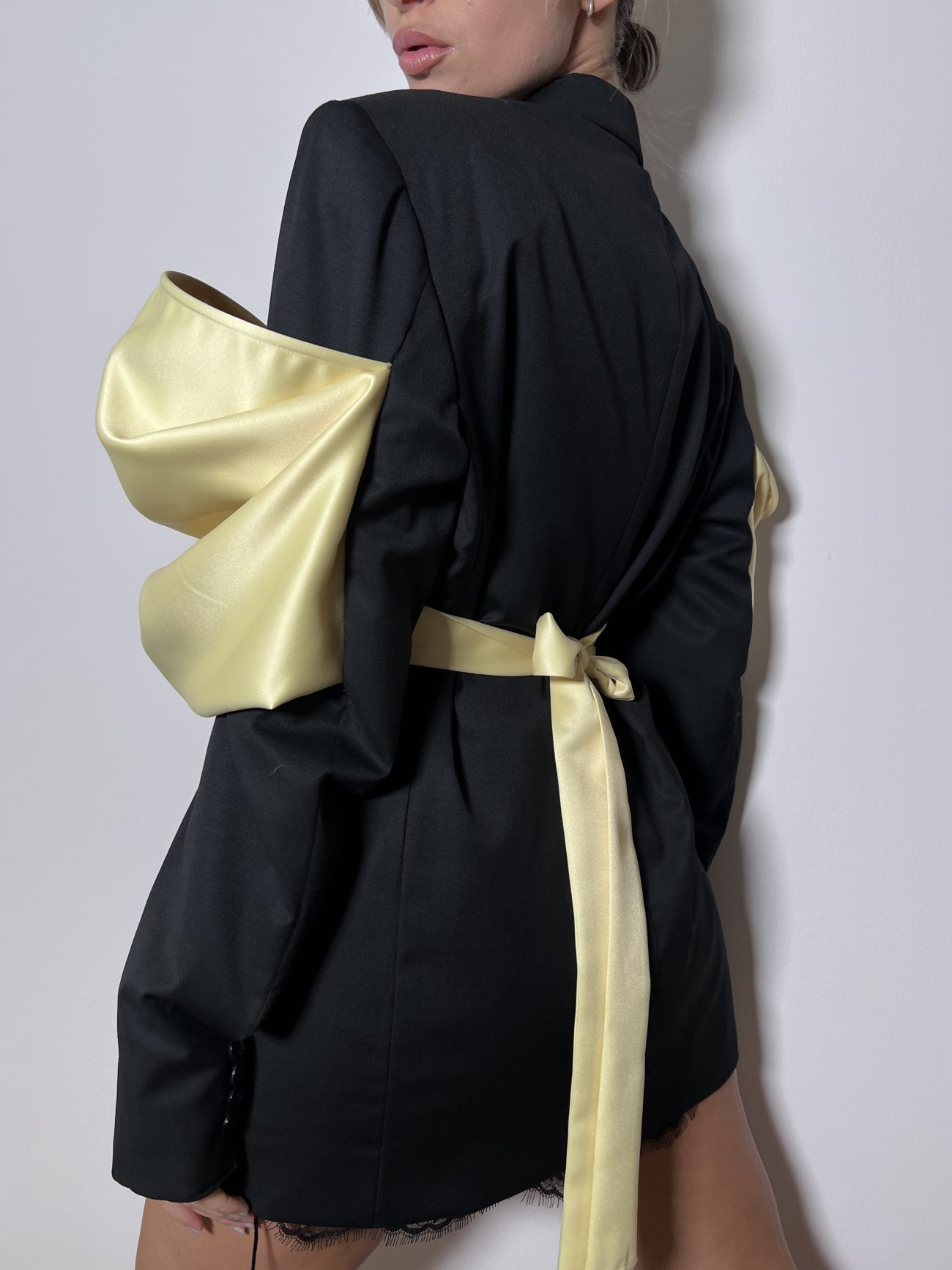 BOW BLAZER GOLD - Image 4