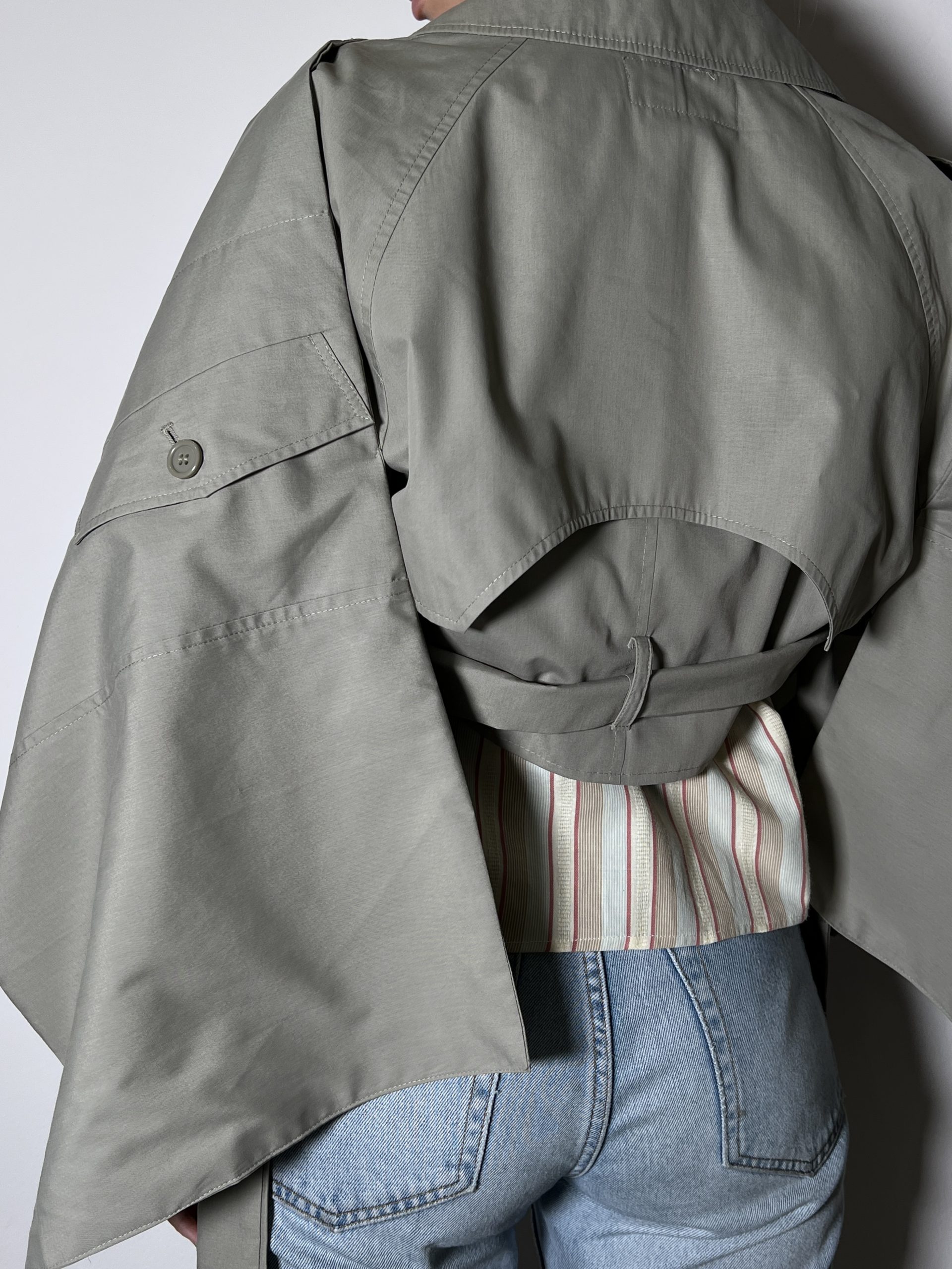 TRENCH Earthy Green - Image 4